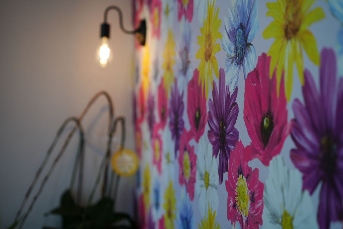 忙しい大人のための、通いやすく続けやすい美容室